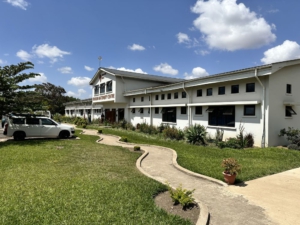 de kraamkliniek in Arusha Tanzania (maternity africa)